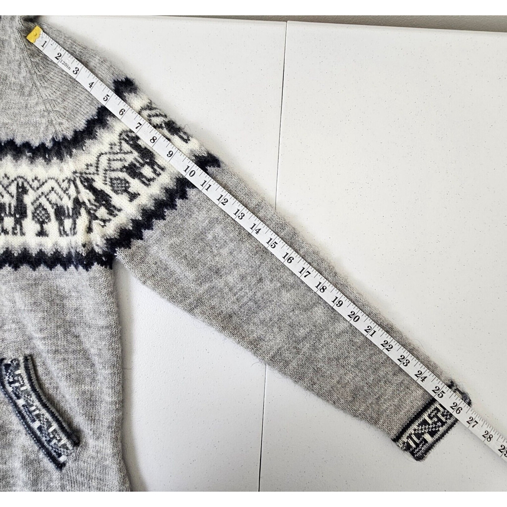 Alpaca Connection Sweater Womens Size M Gray Wool Hooded Pullover Fringe Pocket - Picture 8 of 16